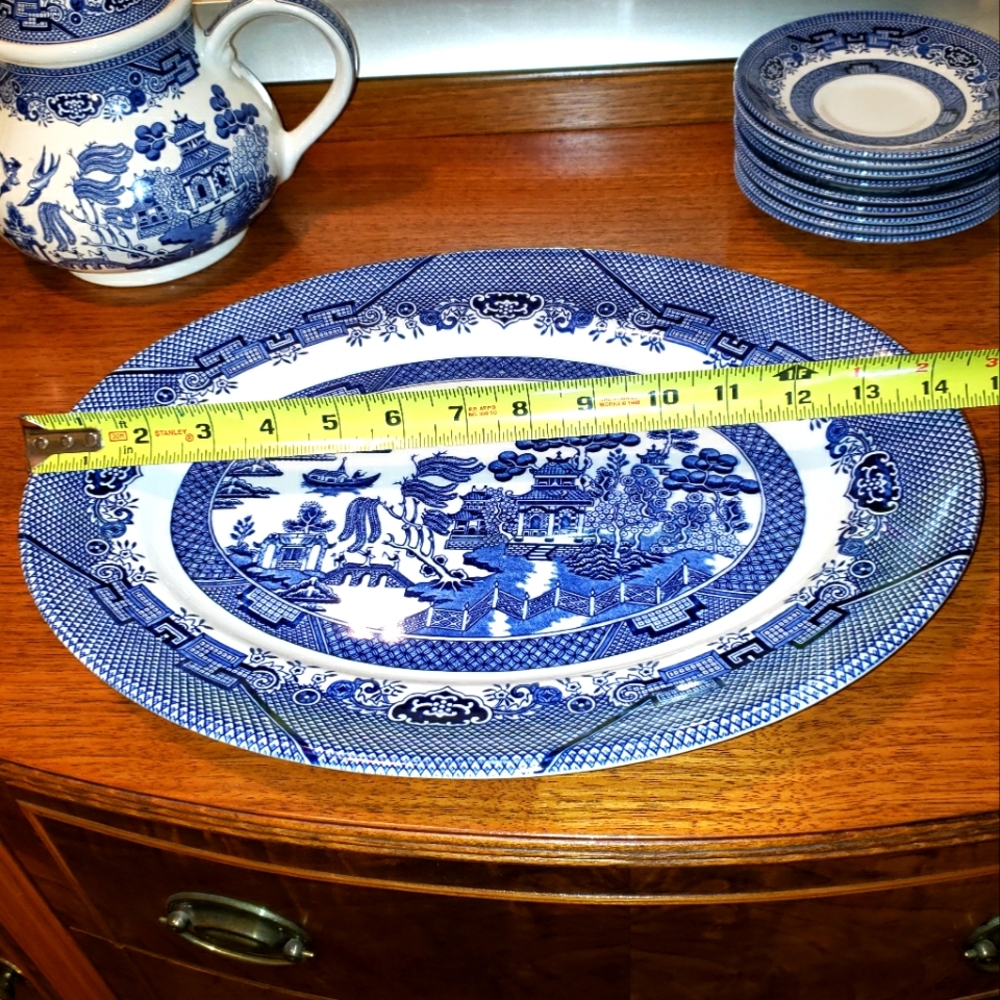 COPY - Churchill English Porcelain Willow Pattern Platter. - Picture 7 of 7